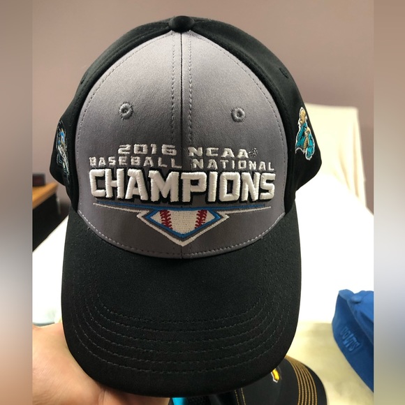 Men’s Adjustable Carolina Chanticleers Hat - Picture 5 of 8